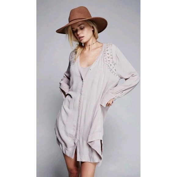 Free People Dresses & Skirts - FREE PEOPLE Courtney Victorian Shirt Dress Eyelet Lace High‎ Low Boho Size S